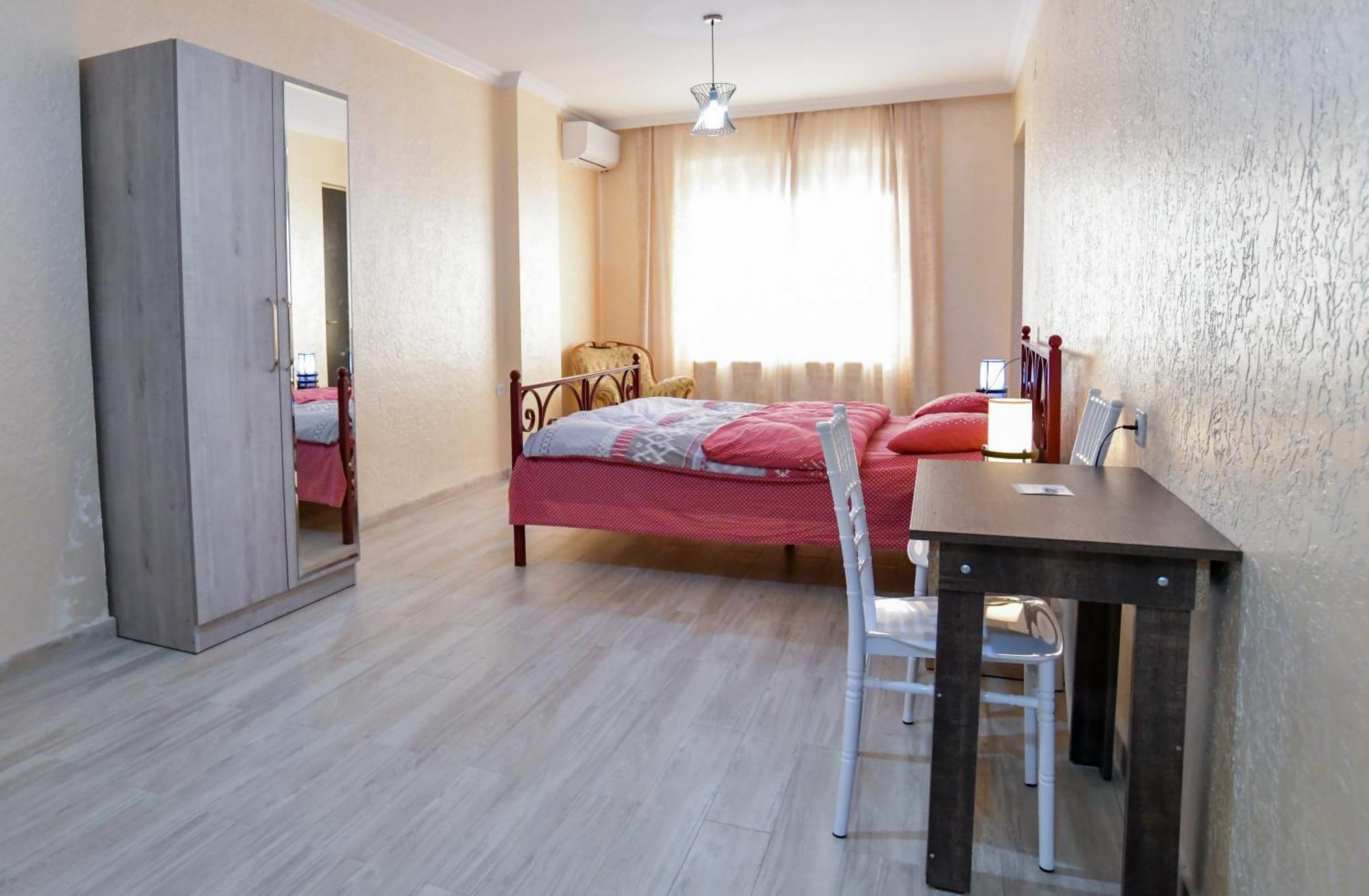 Hotel Maspindzelo Kutaisi Esterno foto