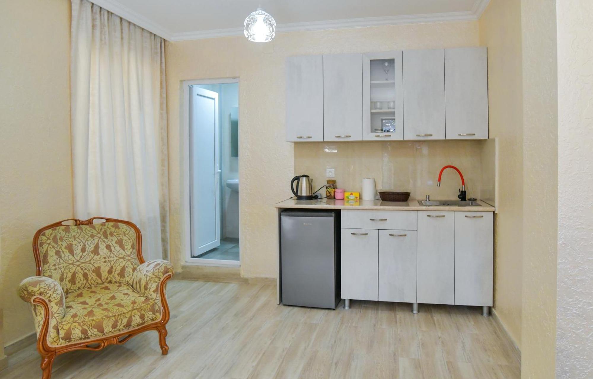 Hotel Maspindzelo Kutaisi Esterno foto